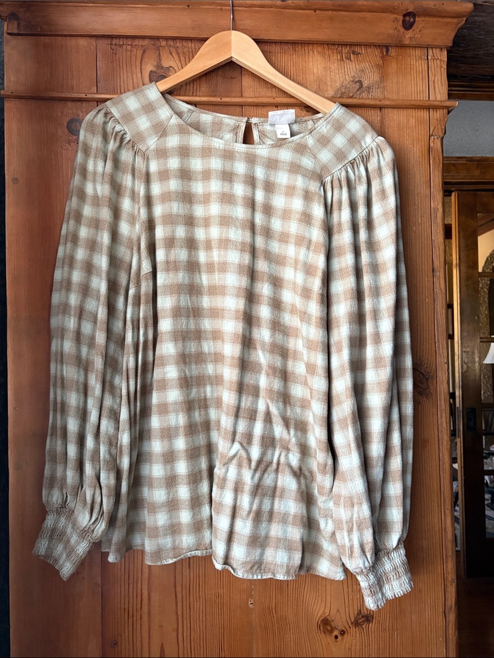 Ava & Viv Beige and Cream Plaid Long-Sleeve Peasant Top